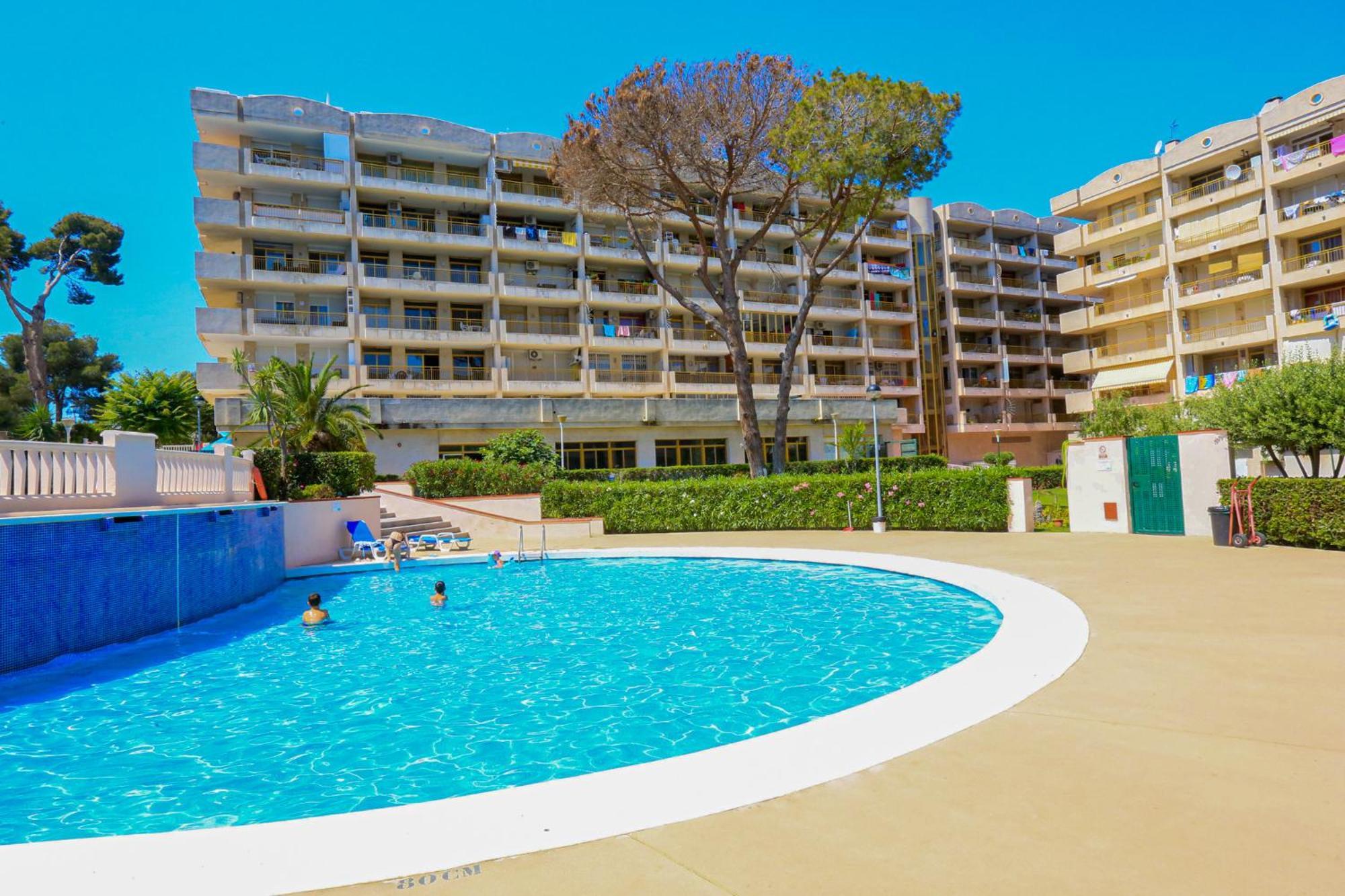 Litoral Costa Dorada - Catalunya Donna Pool View